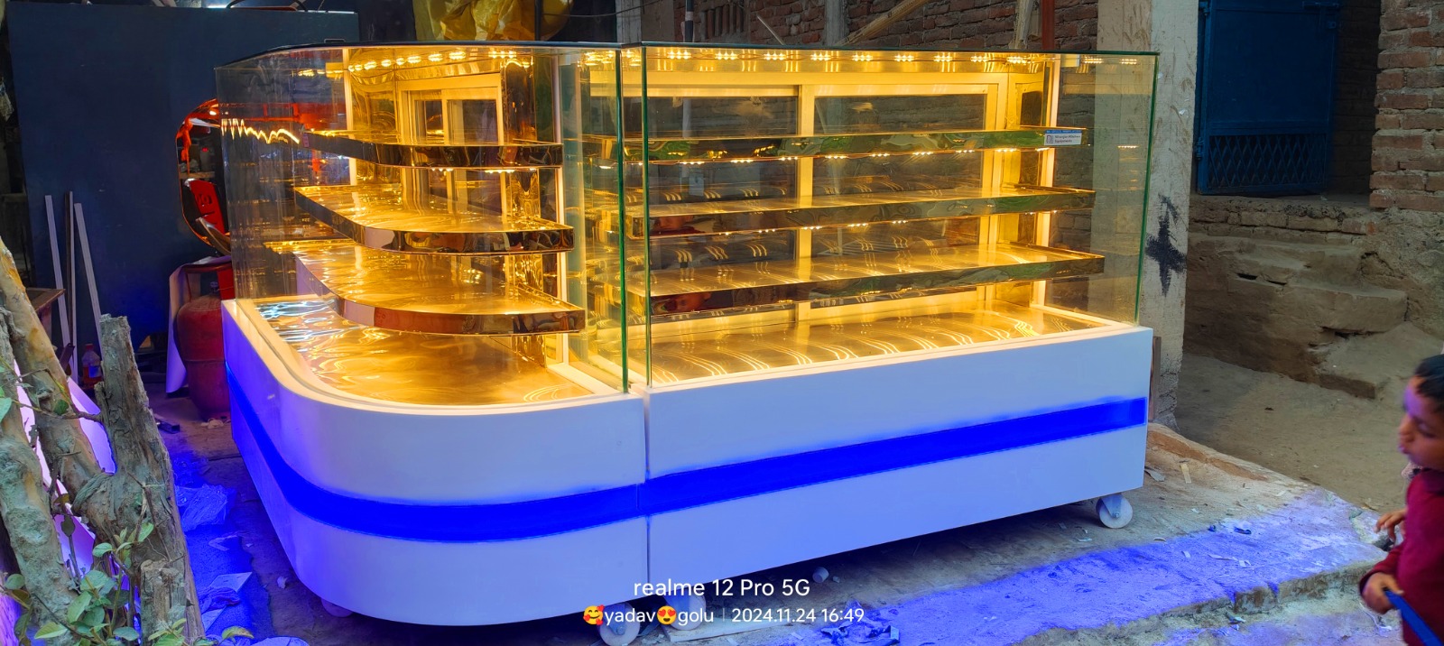 Cake Display Counter 1 in Dighwara